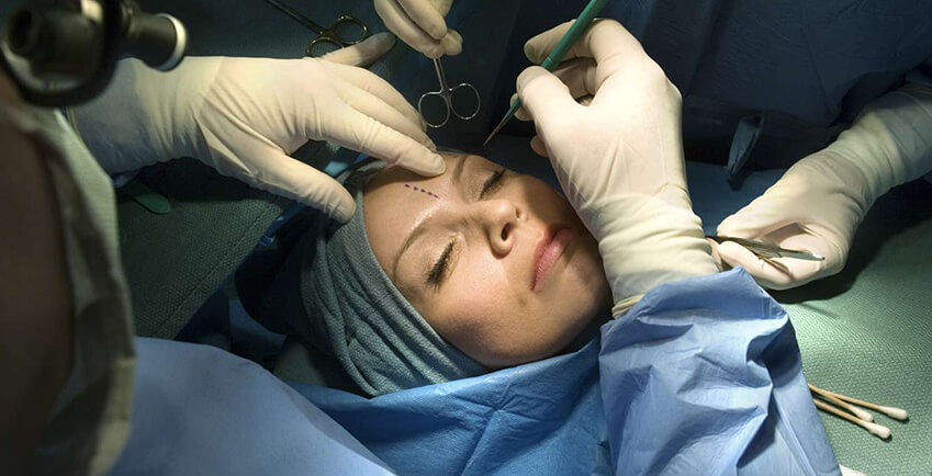 Non-Surgical vs. Surgical Wrinkle Treatments: Exploring Options for Facial Renewal